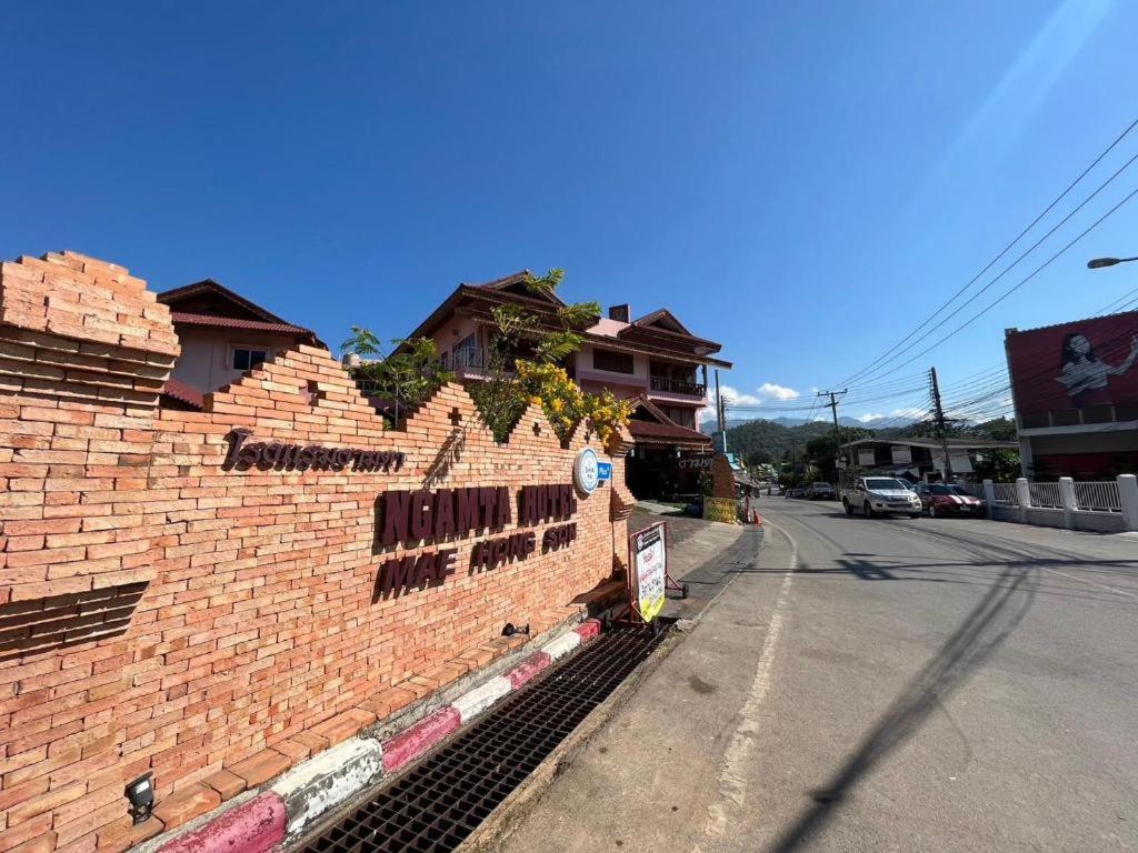 Ngamta Hotel Mae Hong Son Dış mekan fotoğraf