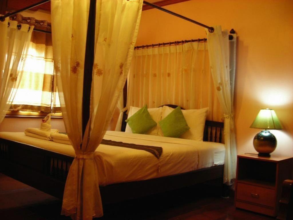 Ngamta Hotel Mae Hong Son Dış mekan fotoğraf